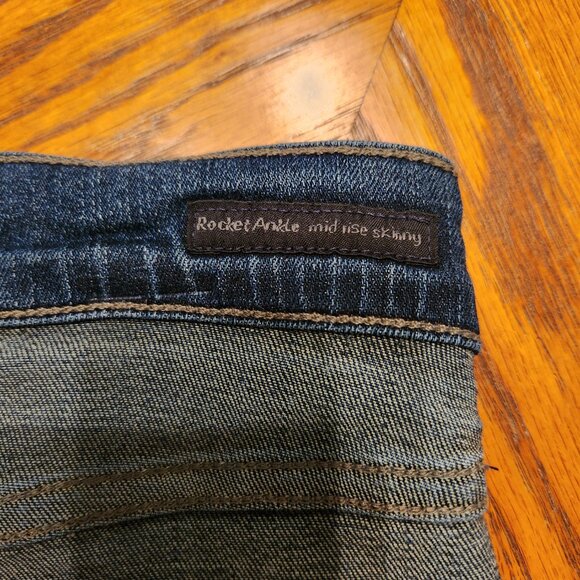 Citizens of Humanity Rocket Ankle Mid Rise Skinny Jeans - Picture 3 of 13